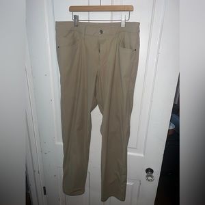 Men’s Lululemon 32 x 32 ABC Pants